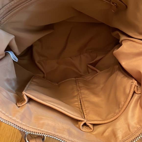 Tyler Rodan Shoulder Bag/Purse. Navy/Off White /Tan EUC - Picture 7 of 8